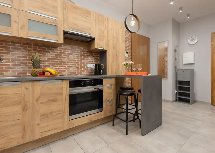 Cozy Three-Bedroom Family Apartment In Warsaw By Noclegi Renters