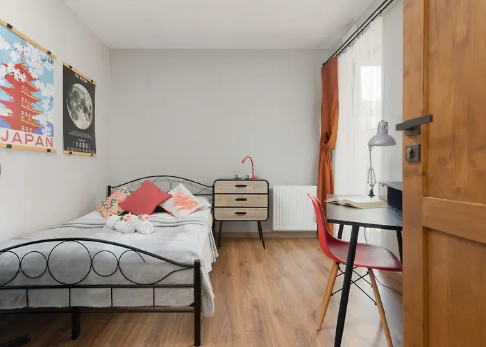 Cozy Three-Bedroom Family Apartment In Warsaw By Noclegi Renters