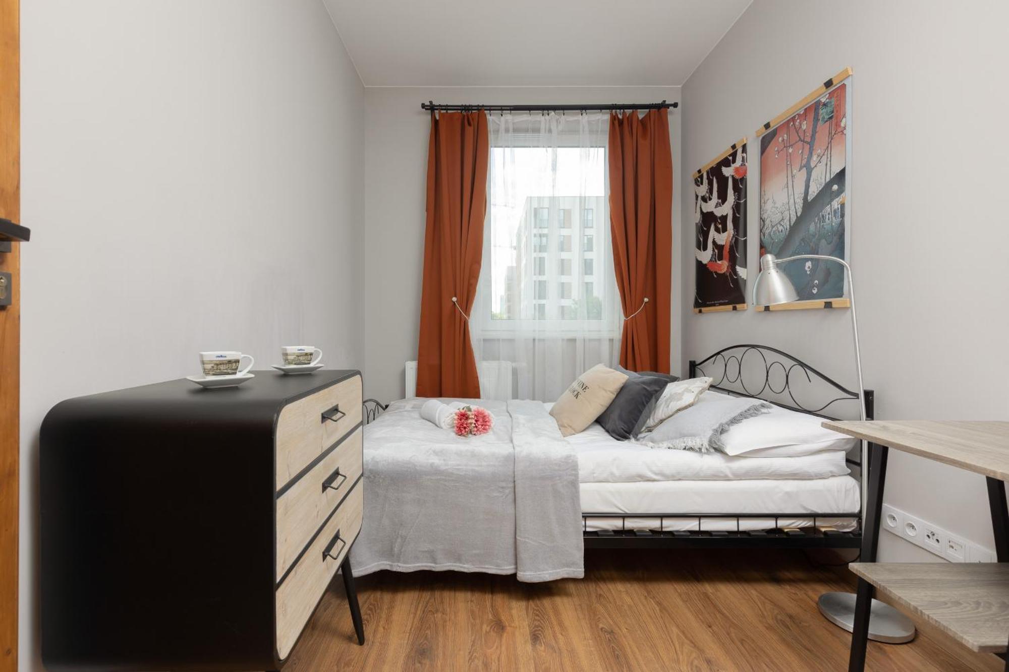Cozy Three-bedroom Family In By Renters